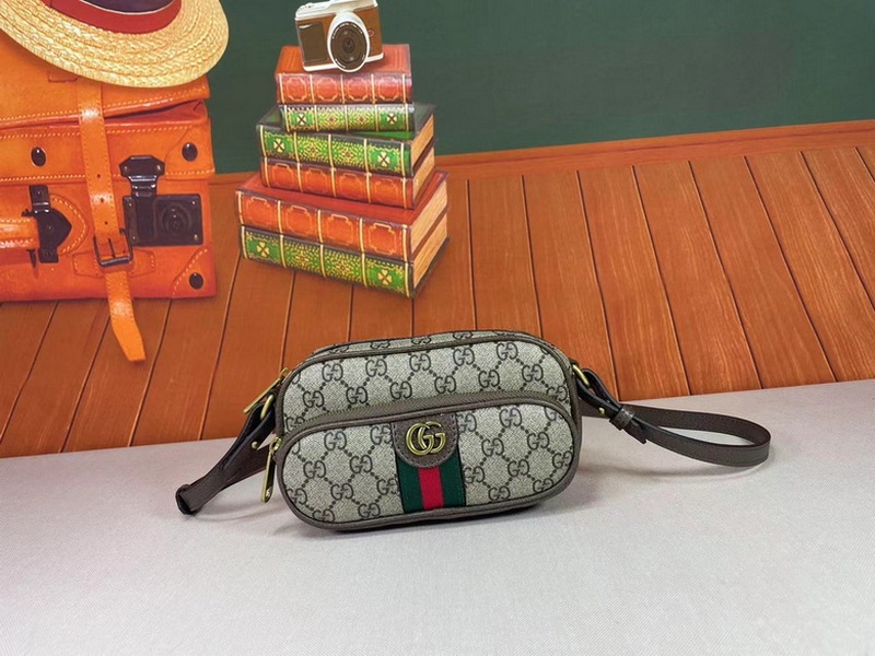 Gucci Handbags 471